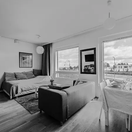 Close To Center And Naesijaervi - Free Parking, Ac, And Two Double Beds Huoneisto Tampere